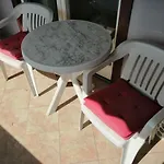 Apartment 5