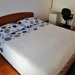 Apartment 5