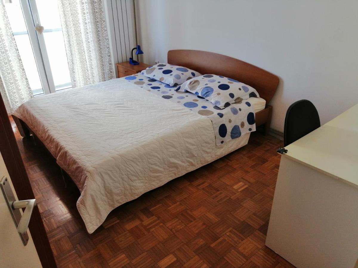 Apartment 5